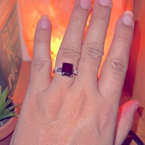 Garnet-colored Gemstone Sterling Silver Ring SIZE 7